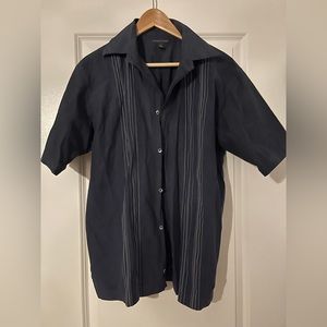 Cool looking banana republic short sleeve